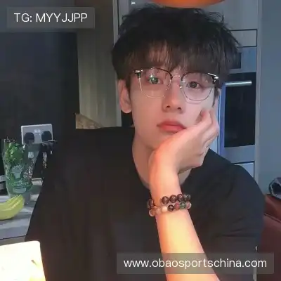 薄发华